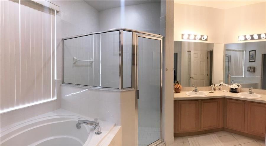 Photo of Bathroom in Calabay Parc