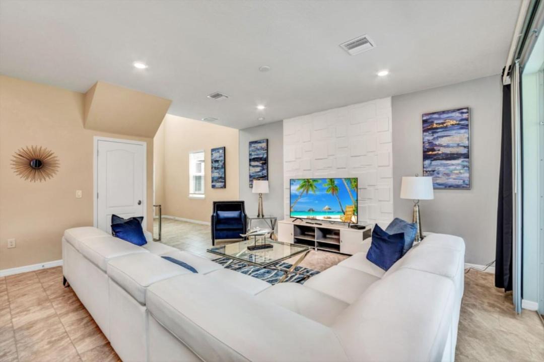 Photo of Livingroom in Loughman