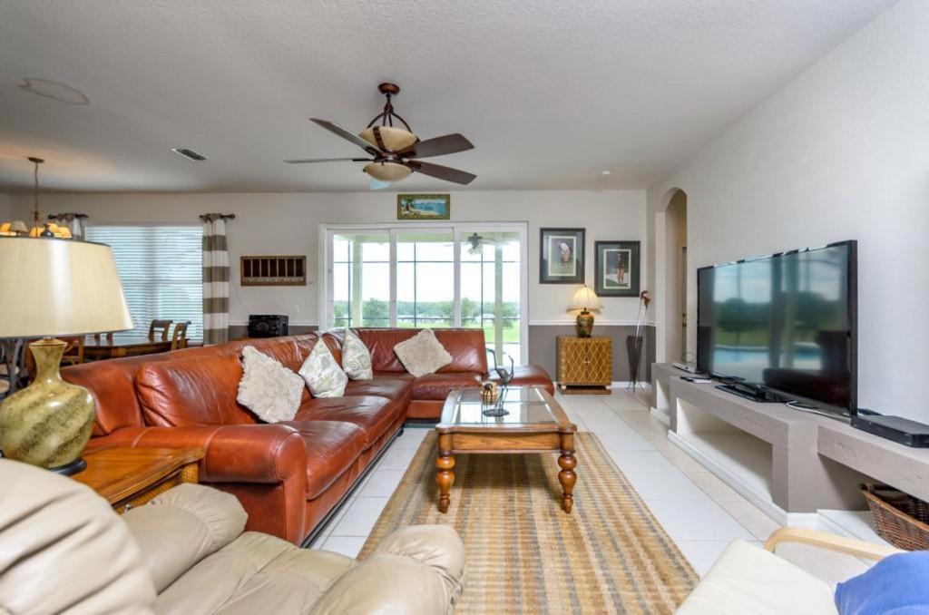 Photo of Livingroom in Highlands Reserve