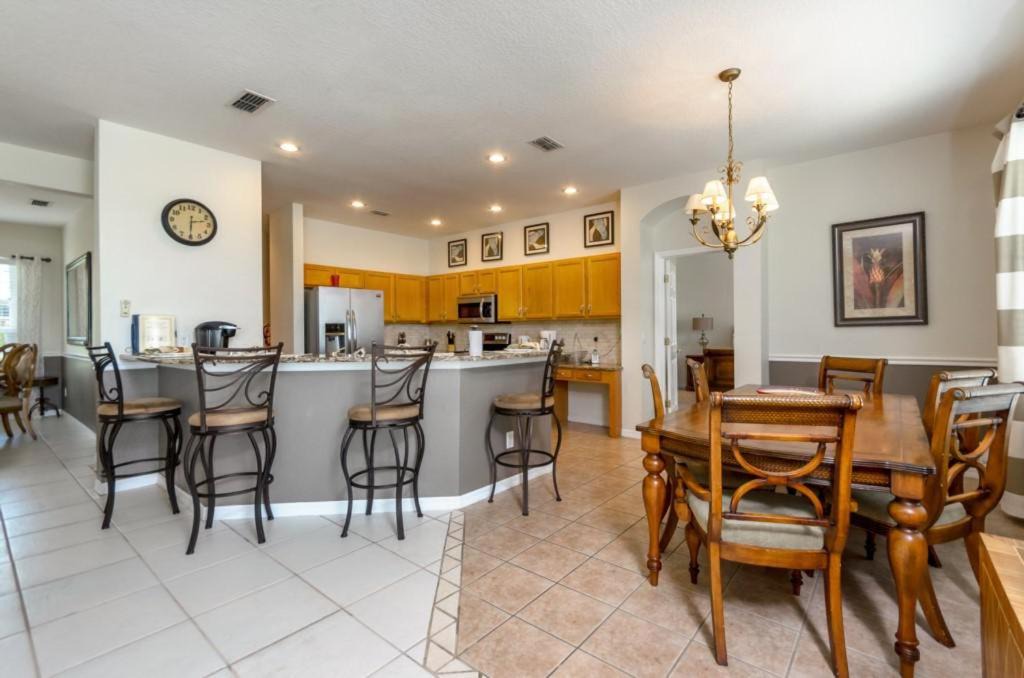 Photo of Livingroom in Highlands Reserve
