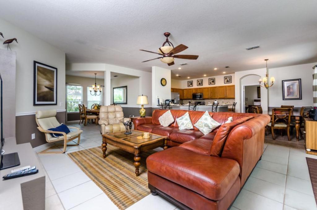Photo of Livingroom in Highlands Reserve