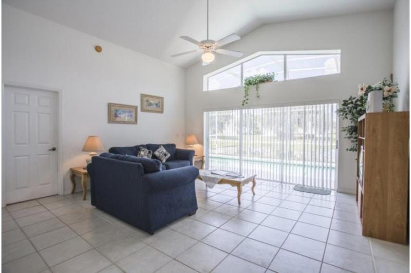 Photo of Livingroom in Pinewood Country Estates
