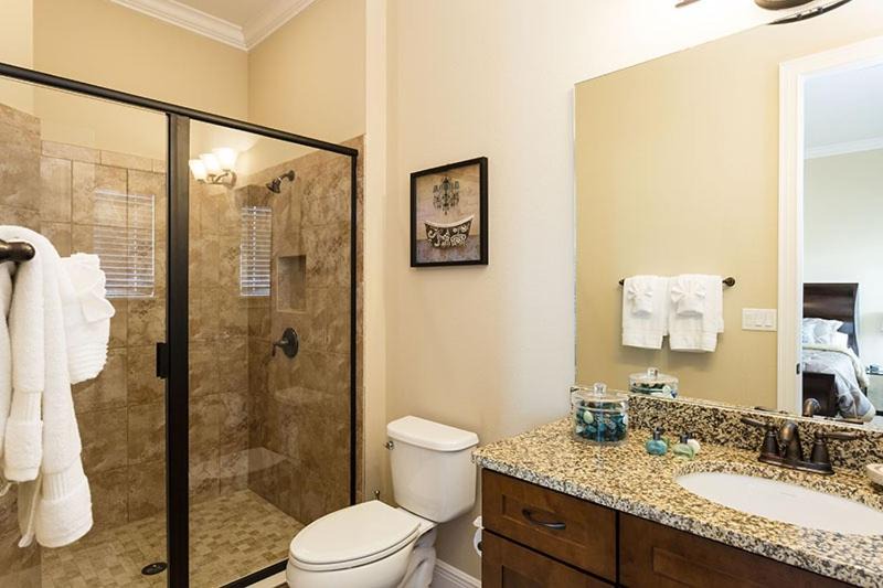 Photo of Bathroom in Reunion
