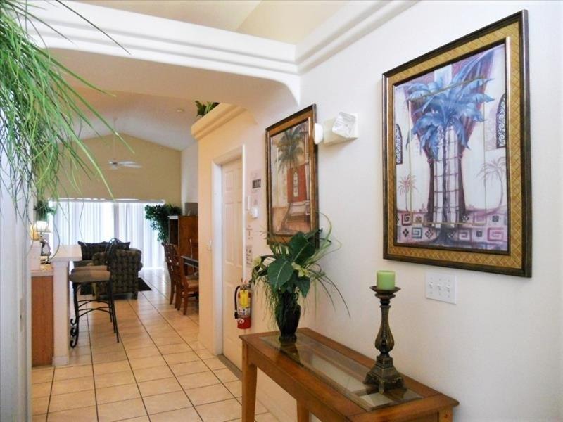 Photo of Livingroom in Four Corners