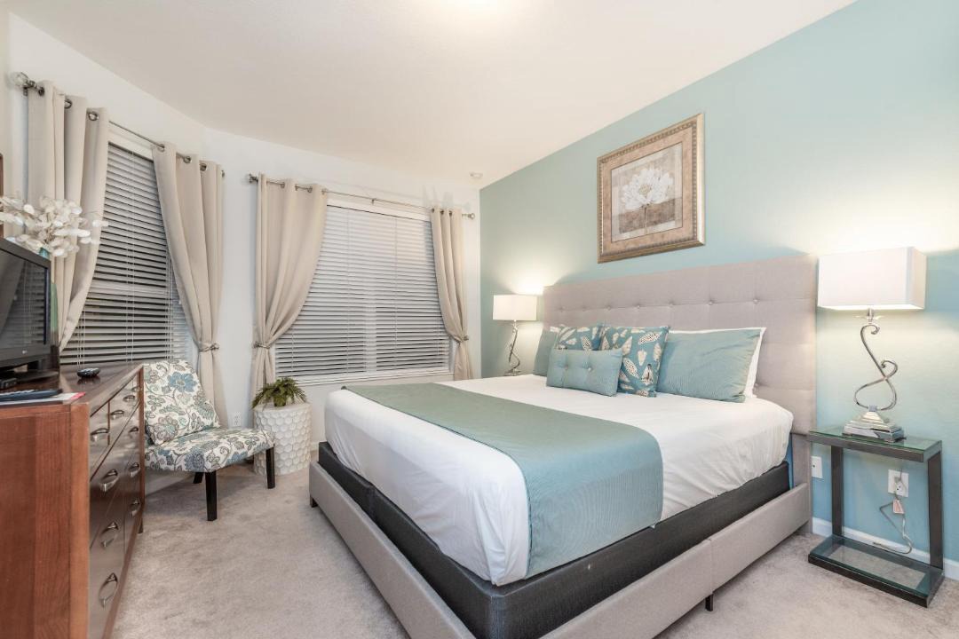 Photo of Bedroom in Windsor Hills