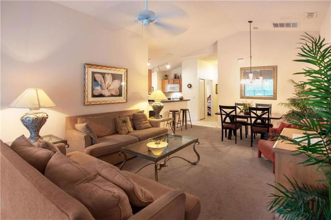 Photo of Livingroom in Sandy Ridge