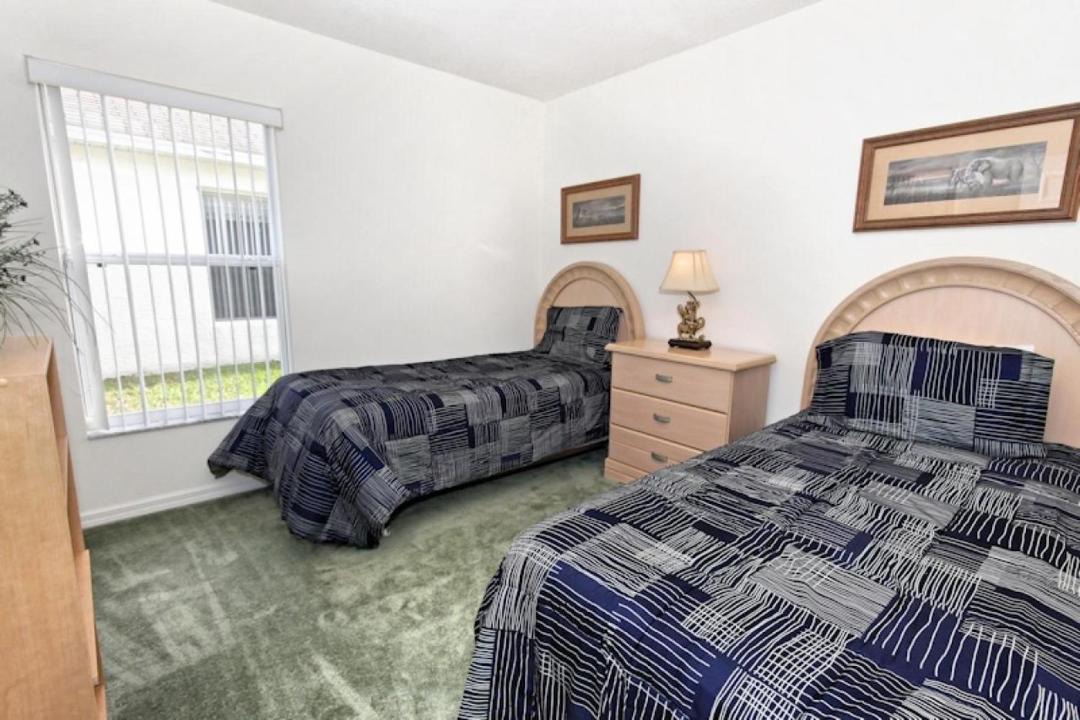 Photo of Bedroom in Tivoli Manor