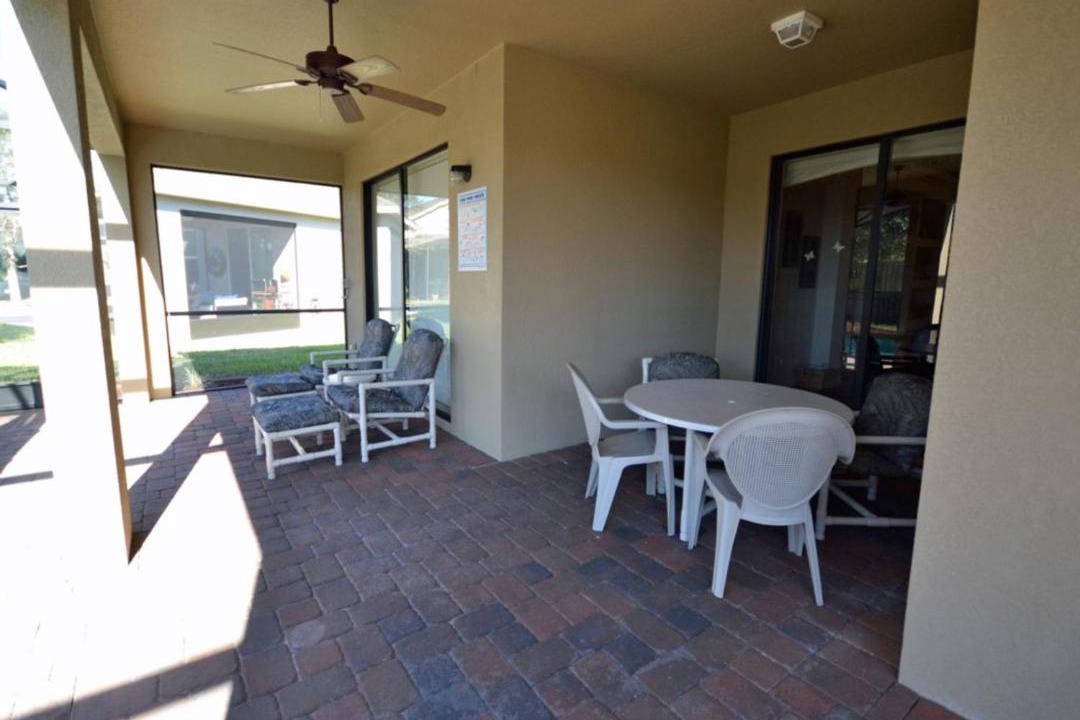 Photo of Livingroom in Bridgeford Crossing