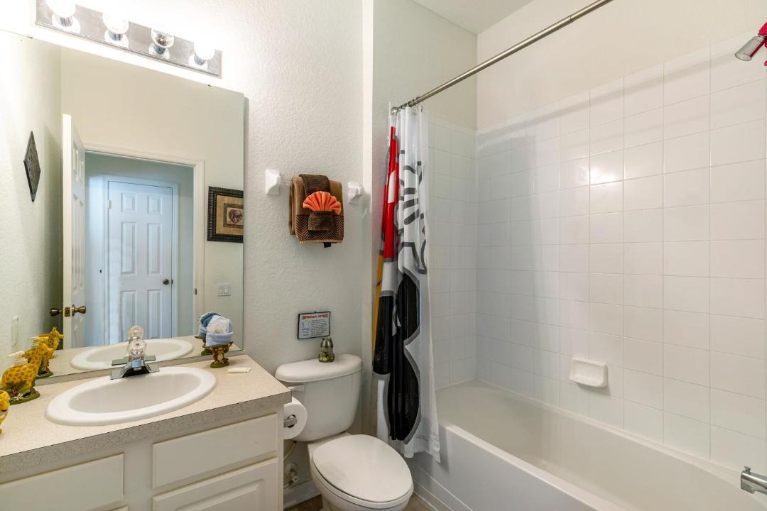 Photo of Bathroom in Windsor Hills