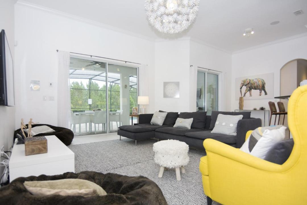 Photo of Livingroom in Loughman
