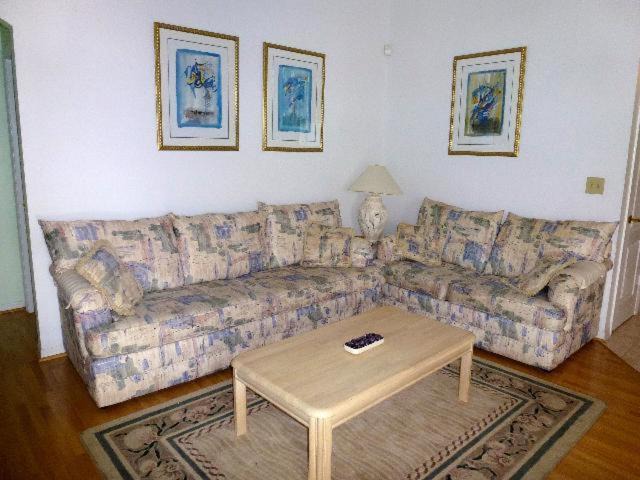 Photo of Livingroom in Indian Ridge