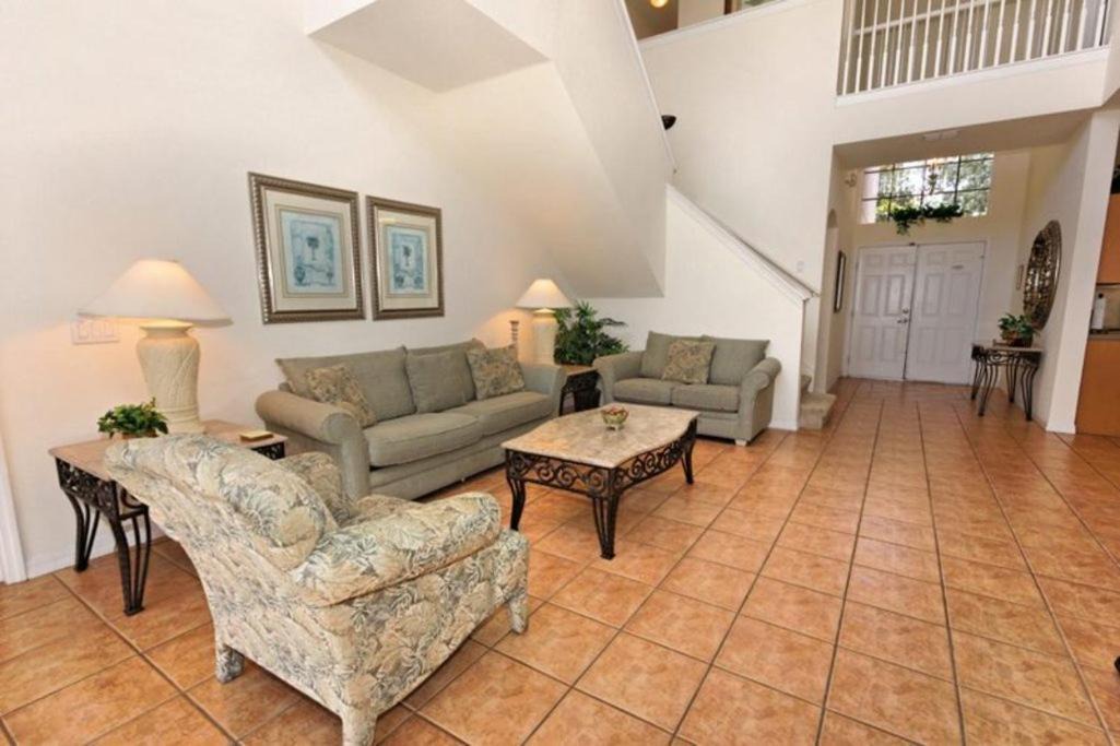 Photo of Livingroom in Sandy Ridge