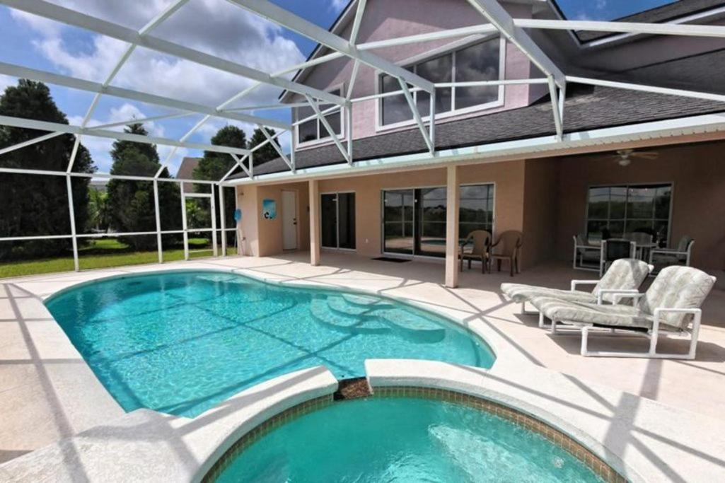 Photo of Outdoor in Sandy Ridge