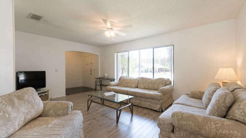 Photo of Livingroom in Indian Ridge