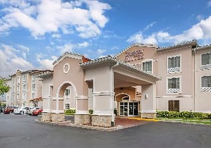 Comfort Suites Downtown