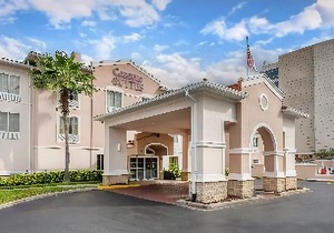 Comfort Suites Downtown