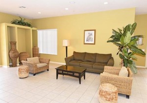 Lovely Lakeside 4-Bed Pool Home At Villa Sol-3125 Home