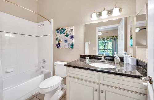 Bahama Bay House | This house is a 3 bedroom(s), 2 bathrooms, located in Davenport, FL.