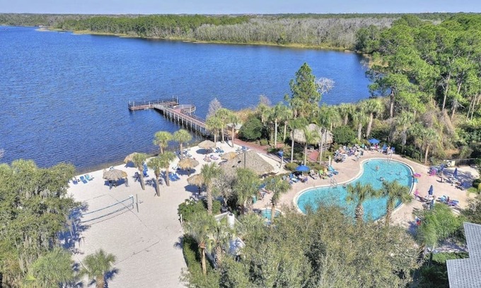 Bahama Bay House | This house is a 3 bedroom(s), 2 bathrooms, located in Davenport, FL.